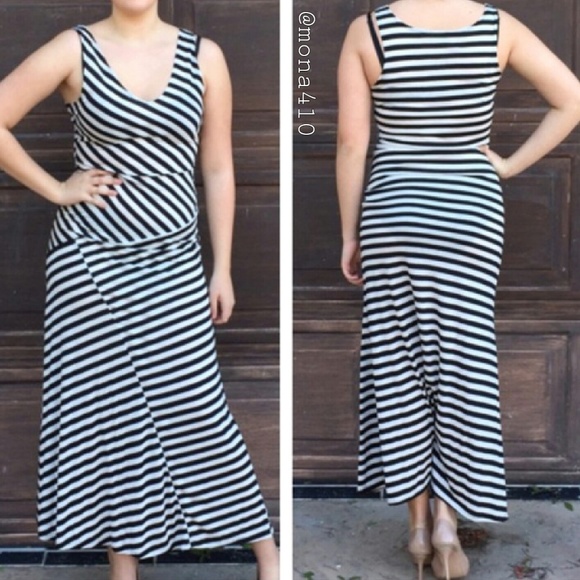 Black & Cream Striped Maxi Dress - Picture 3 of 4